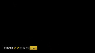 Brazzers - Whitney Wright hátsója megbaszva