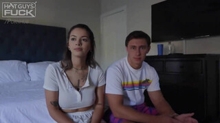 Hatalmas seggű tini picsa és a pasija - Hot Guys Fuck