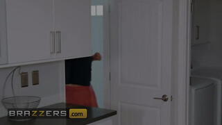 Brazzers - Charlotte Sins idősebb faszival dug