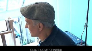 Oldje - Kettő idős dárda a fiatal csajnak