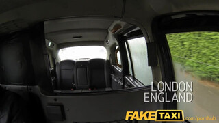 FakeTaxi - méretes keblű világos szőke punci
