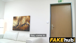 Fake Agent - ártatlan fekete csajszi és a pénisz esete