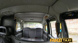 FakeTaxi - Ella Hughes a dögös vörös hajú lány