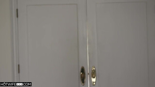 HotwifeXXX - ez a hímvessző sokkal nagyobb mint a férjemé