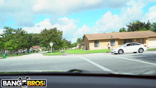 BANGBROS - latin amerikai lány lógós hatalmas csöcsei