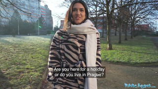 Public Agent - Lena Coxx kiborotvált muffja meghágva
