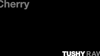 TUSHYRAW - Cherry Kiss rendesen popóba tolva