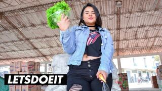 Forró kolumbiai milf xiomara soto olajos kefélése az úton